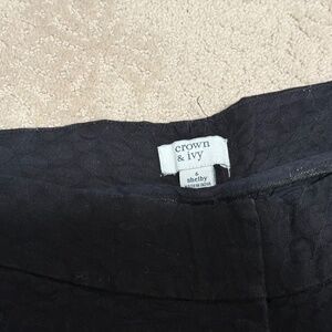Crown & Ivy Shelby Shorts (size 6)